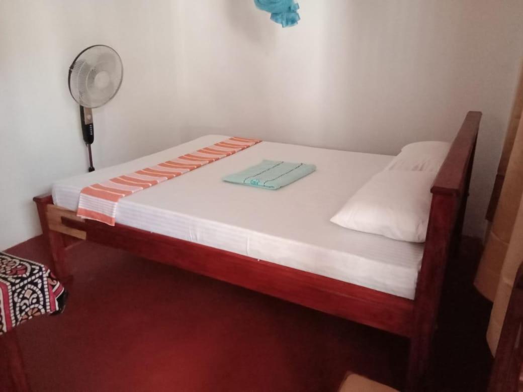 Happy Stay Holiday Inn Hikkaduwa Extérieur photo
